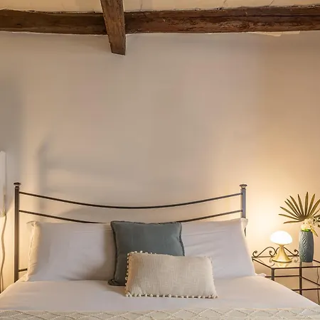 Apartamento Iflat Campo De Fiori's Comfy Gem