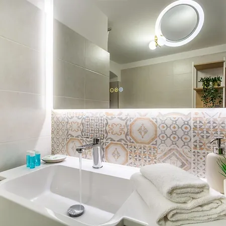 Iflat Campo De Fiori's Comfy Gem