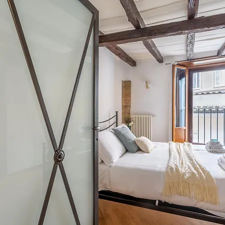 Iflat Campo De Fiori's Comfy Gem Appartement