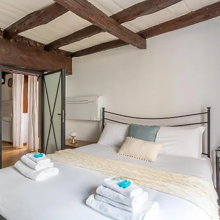 Appartement Iflat Campo De Fiori's Comfy Gem